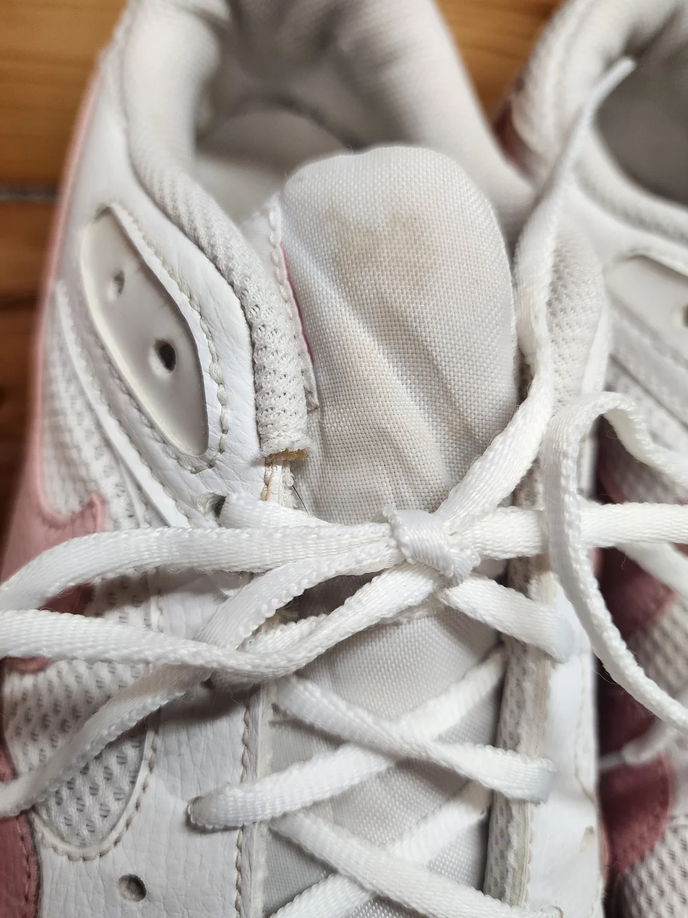 Nike Women's Pink and White Air Max Style Sneakers